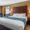 Comfort Inn & Suites Napoleon