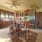 Colonial View Apartment