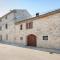 Apartments Borgo 8