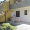 Lovely flat with garden and pool - Beahost