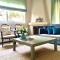 Marousi Boutique Apartment