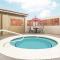 La Quinta by Wyndham Laredo Airport