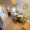 Luxurious Victorian villa with parking sleeps six