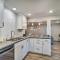 Alluring Anchorage Apt - Walk to Coastal Trl!