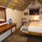 Shumba Safaris Bush Camp - Hoedspruit