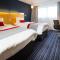 Holiday Inn Express London - Epsom Downs, an IHG Hotel