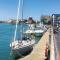 Seafront Apartment Private Garden & Free Parking - Littlehampton