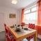 Hull Large 4 Bedrooms 8 Beds Home - Close to A63 MKM Stadium & HRI