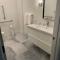 Lou-City Penthouse Suite! Savor Life with Hollyhock