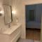 Lou-City Penthouse Suite! Savor Life with Hollyhock
