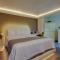 Romantic Inn & Suites