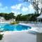 Rockley Golf 810 is a 2 bedroom, 2 Bathroom 1st floor Apartment with pool