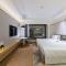 Holiday Inn Chongqing Guanyinqiao by IHG