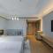 Holiday Inn Chongqing Guanyinqiao by IHG