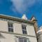 Pier View - beautiful sea view apartment in Deal - Kent