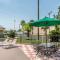 Quality Inn Hinesville - Fort Stewart Area, Kitchenette Rooms - Pool - Guest Laundry