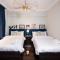 The Bold Parisian House - Steps From The Best Mall in Cairo - Cairo