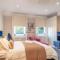 5 MIN TO CASTLE & SHOPS - CHARMING CHARACTER HOME - Windsor