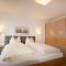 Holiday Home Happy by Interhome
