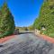 Bring a Pet Bostic Cabin with Mtn Views! - Bostic