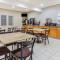 Super 8 by Wyndham Fort Dodge IA