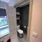 Seaview 1 bed open condo - free parking - 布莱顿霍夫