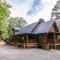 New Listing! Poppy's Great Escape - 4 Bed 4 Bath - Hot Tub - Dahlonega