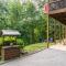 New Listing! Poppy's Great Escape - 4 Bed 4 Bath - Hot Tub - Dahlonega