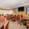 Travelodge by Wyndham Fort Wayne North - Fort Wayne