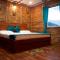 Bamboo Junction Resort - Kanatal, Valley & Mountain View - Dhanaulti