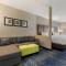 Comfort Inn & Suites Balch Springs - SE Dallas