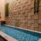 Villa keluarga Pandansari