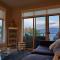 Wine Country Luxury Waterfront Condo - West Kelowna