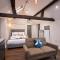 Three Cranes Serviced Apartments