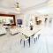IZZYLAND Luxury Pool Villa Pattaya Walking Street 5 Bedrooms