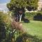 Small Guesthouse In The Garden - Amarinthos