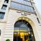 East Palace Hotel