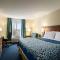 Days Inn & Suites by Wyndham Altoona - Altoona