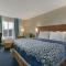 Days Inn & Suites by Wyndham Altoona - Altoona