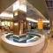 Shenzhen Kaili Hotel, Guomao Shopping Mall