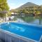 Una Luxury Home