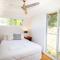 BEST OCEAN VIEWS ON STRADDIE + SUNSET DECK