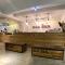 Flyinn Hostel