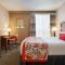 Ramada by Wyndham Fredericton - Фредериктон