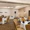 Ramada by Wyndham Fredericton - Fredericton