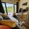 Valley Lakes THE LODGE