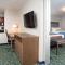 Best Western Plus Portsmouth Hotel & Suites