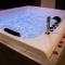 LE LOFT A BULLES (85m2 Jacuzzi Hammam Billiard Bar Douche Sauna)