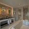 Nanta Glam CM Hotel & Residences
