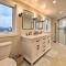 Chic Manistee Cottage Steps to Lake Michigan!